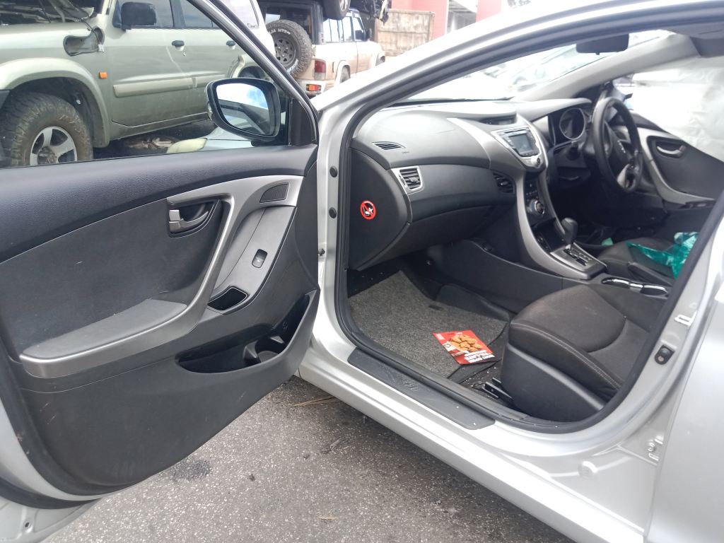 P5753 - Hyundai Elantra 2011 Silver Wrecking - Image 13