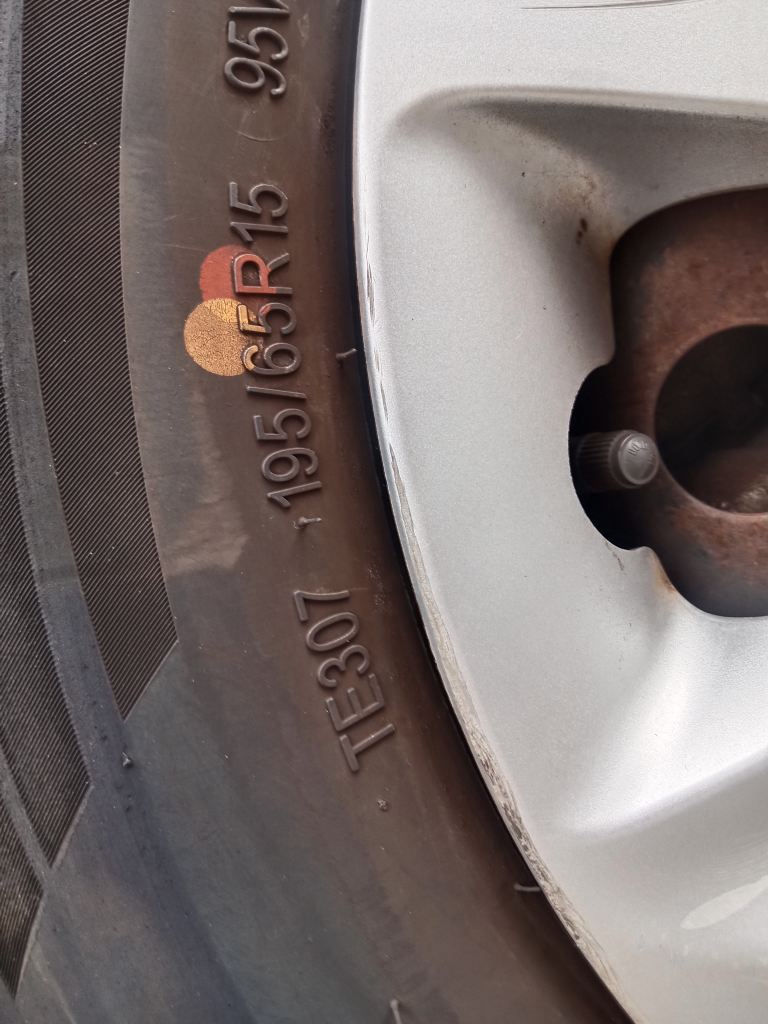 P5753 - Hyundai Elantra 2011 Silver Wrecking - Image 15