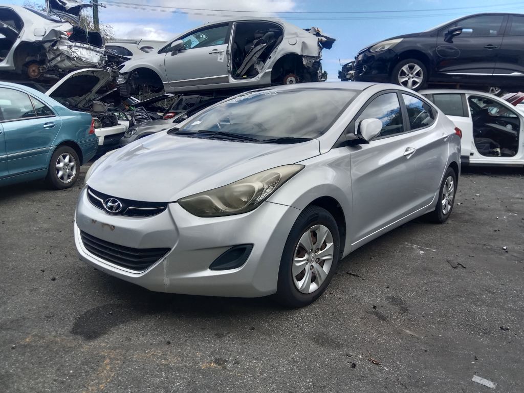 P5753 - Hyundai Elantra 2011 Silver Wrecking - Image 16
