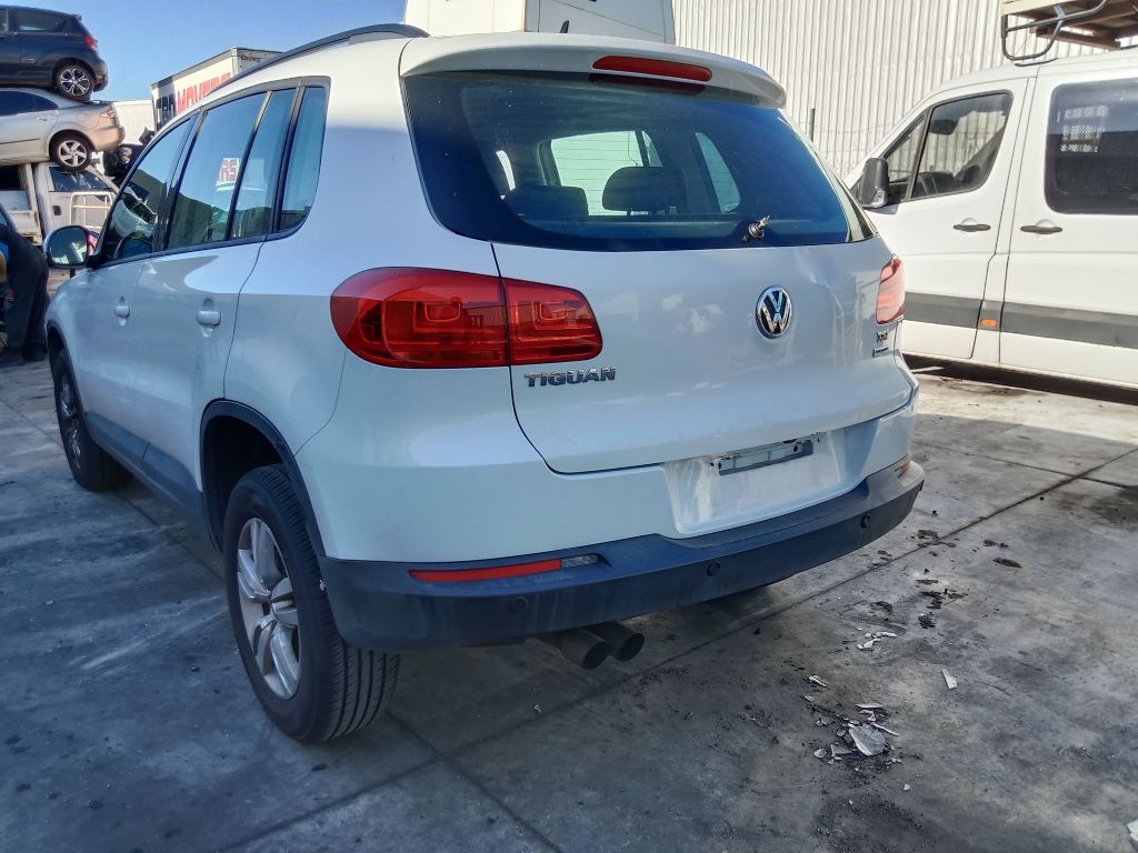 P5754 - Volkswagen Tiguan 2015 White Wrecking - Image 15