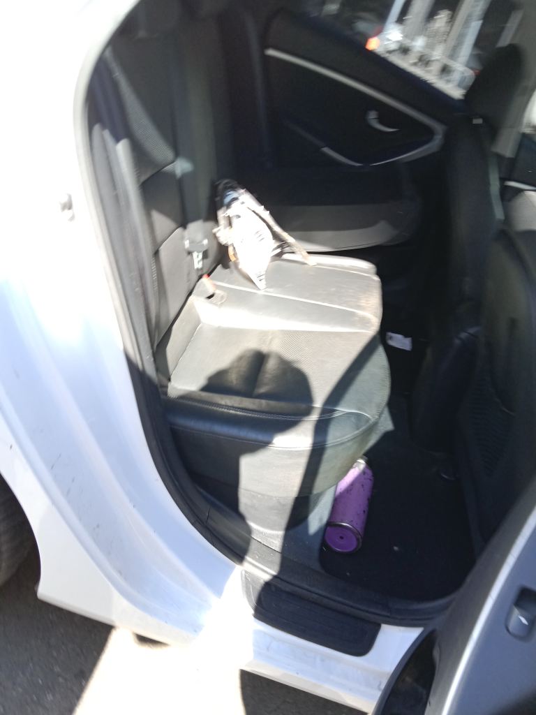 P5755 - Hyundai i30 2014 White Wrecking - Image 9