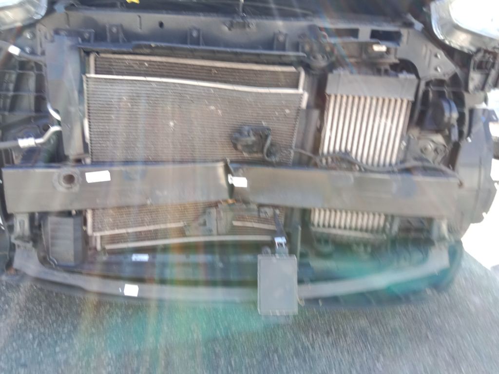 P5774 - Kia Sportage 2019 White Wrecking - Image 2