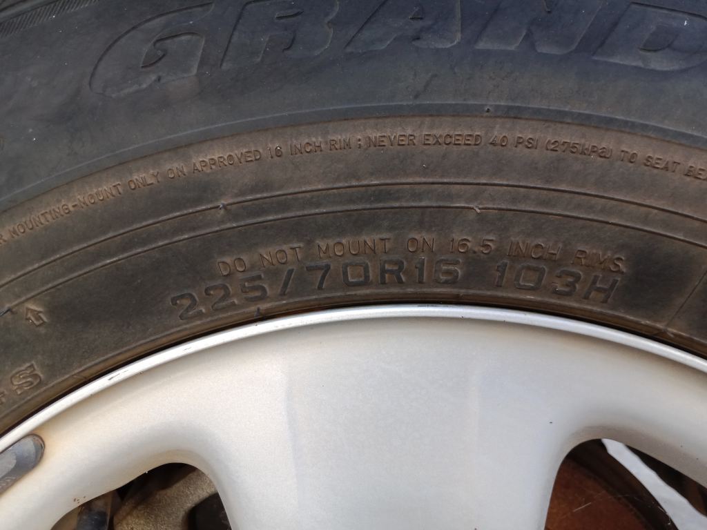 P5777 - Suzuki Grand Vitara 2009 White Wrecking - Image 13