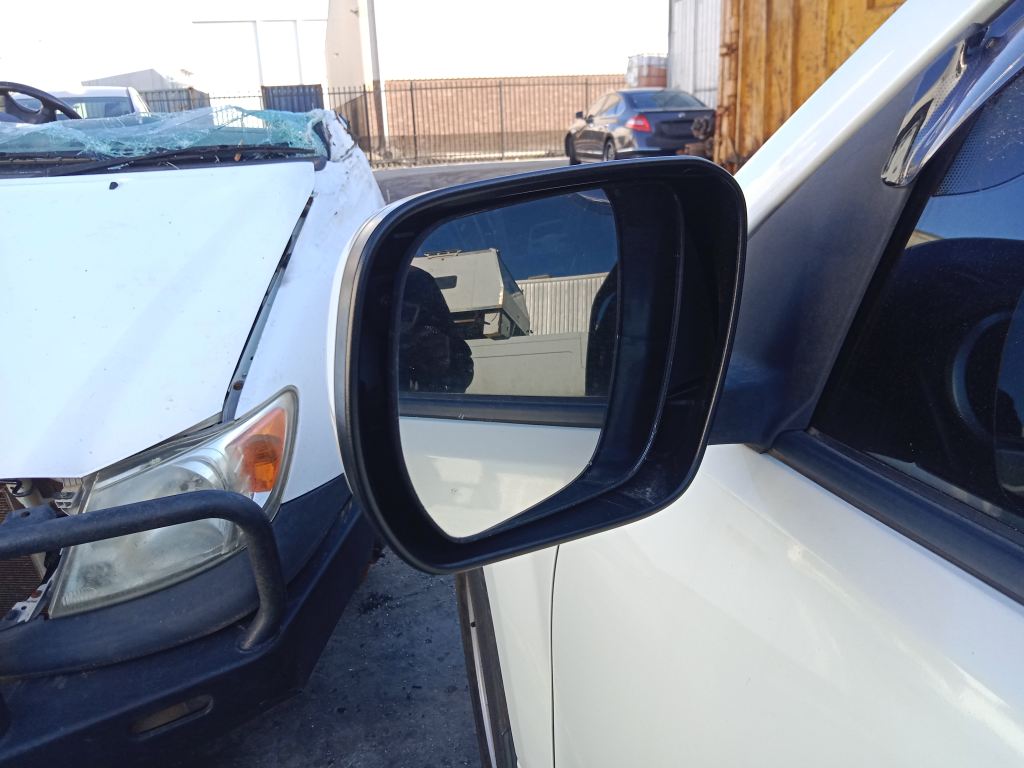 P5777 - Suzuki Grand Vitara 2009 White Wrecking - Image 14