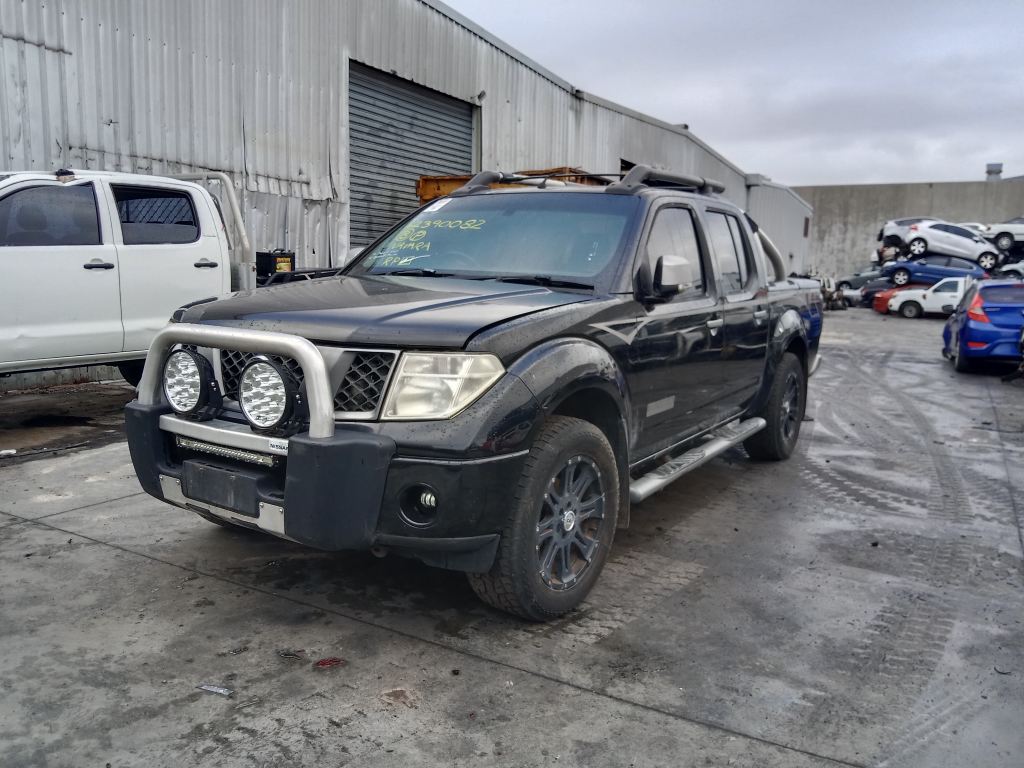 P5784 - Nissan Navara D40 2009 Black Wrecking - Image 15