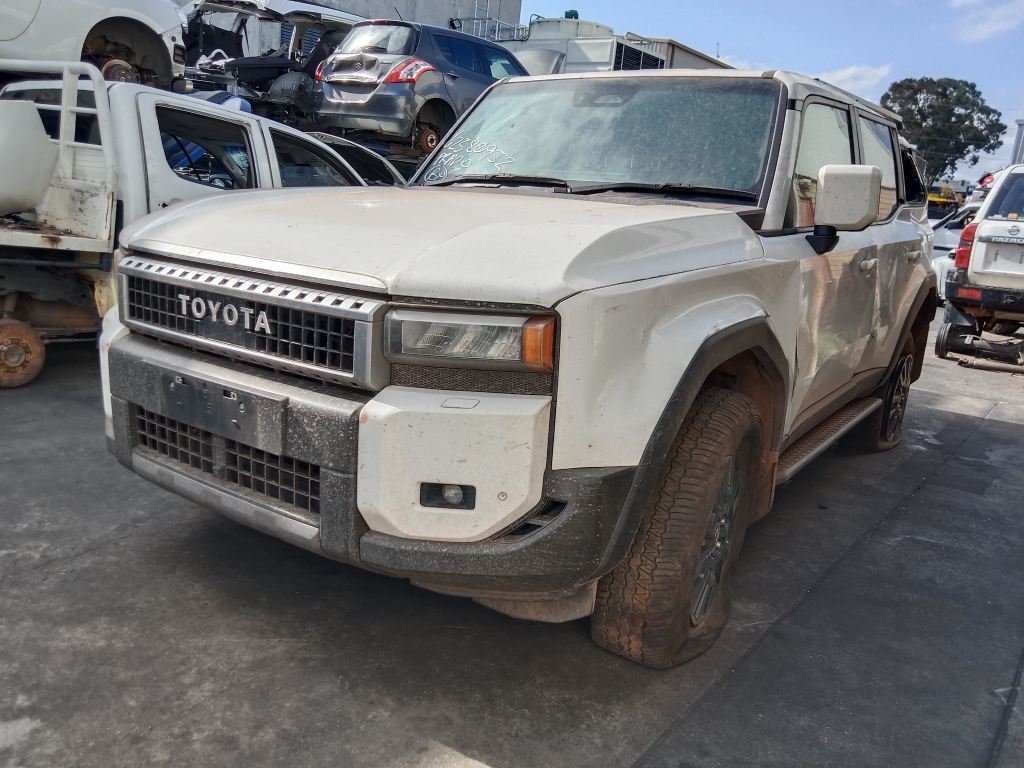 P5789 – Toyota LandCruiser Prado 150 series 2024 White Wrecking