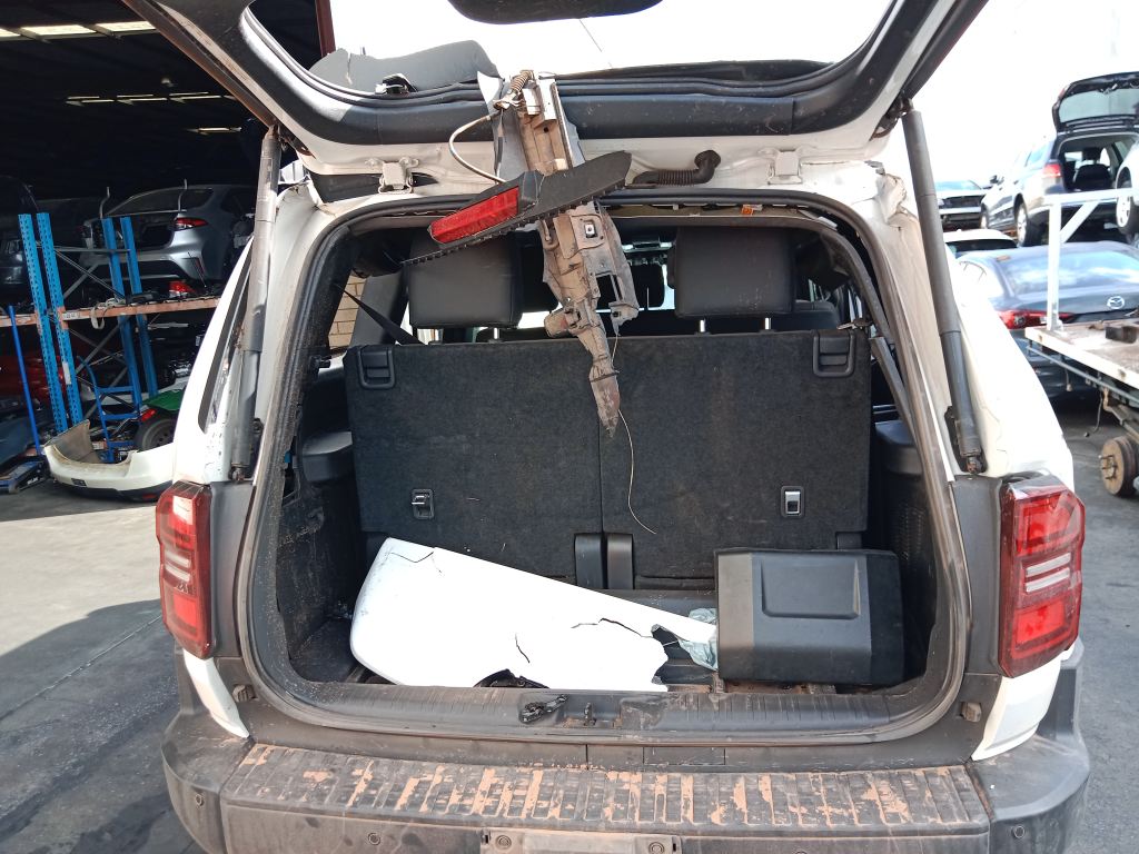P5789 - Toyota LandCruiser Prado 150 series 2024 White Wrecking - Image 2