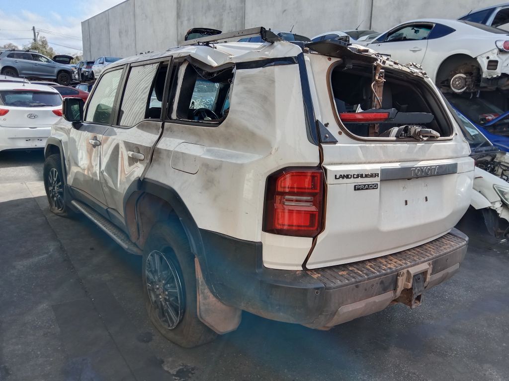 P5789 - Toyota LandCruiser Prado 150 series 2024 White Wrecking - Image 12