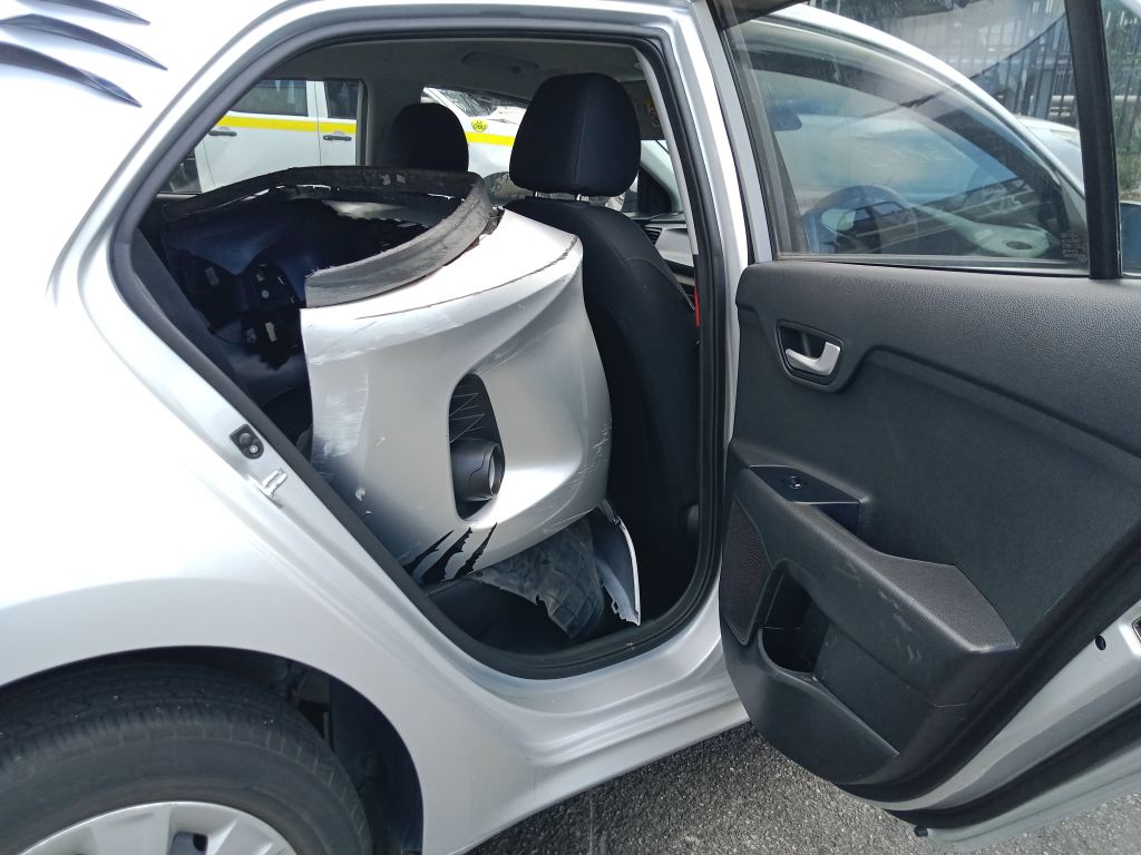 P5790 - Kia Rio 2017 Silver Wrecking - Image 8