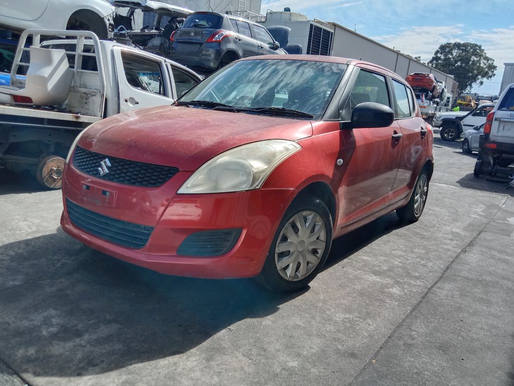 P5791 - Suzuki Swift 2011 Red Wrecking - Image 8