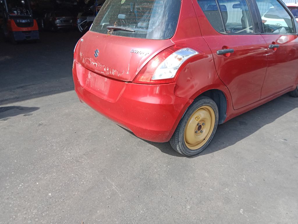 P5791 - Suzuki Swift 2011 Red Wrecking - Image 14
