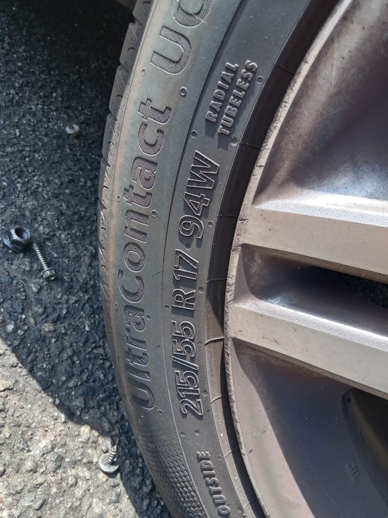 P5793 - Honda Odyssey 2012 Grey Wrecking - Image 11