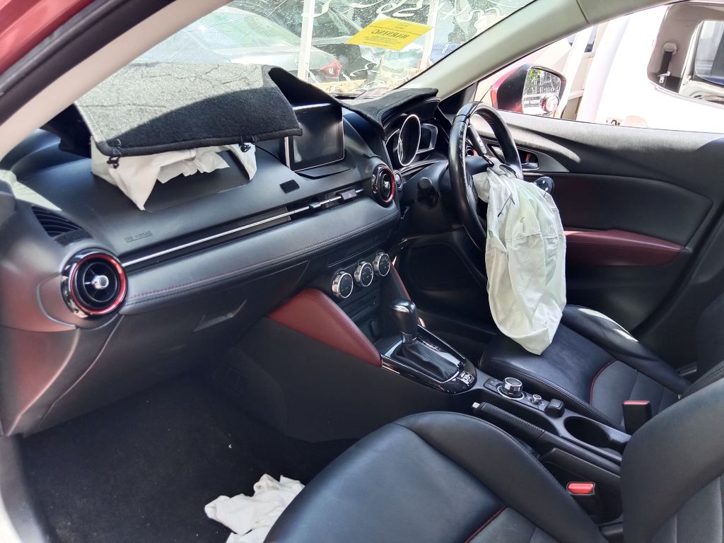 P5794 - Mazda CX-3 2016 Red Wrecking - Image 6