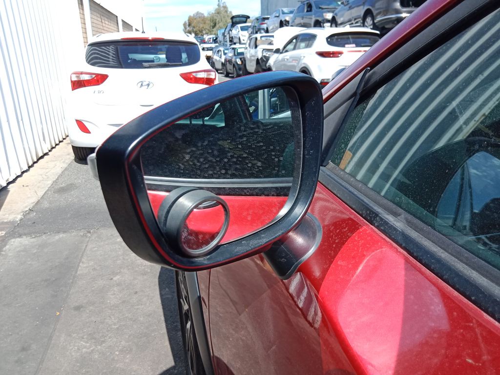 P5794 - Mazda CX-3 2016 Red Wrecking - Image 10