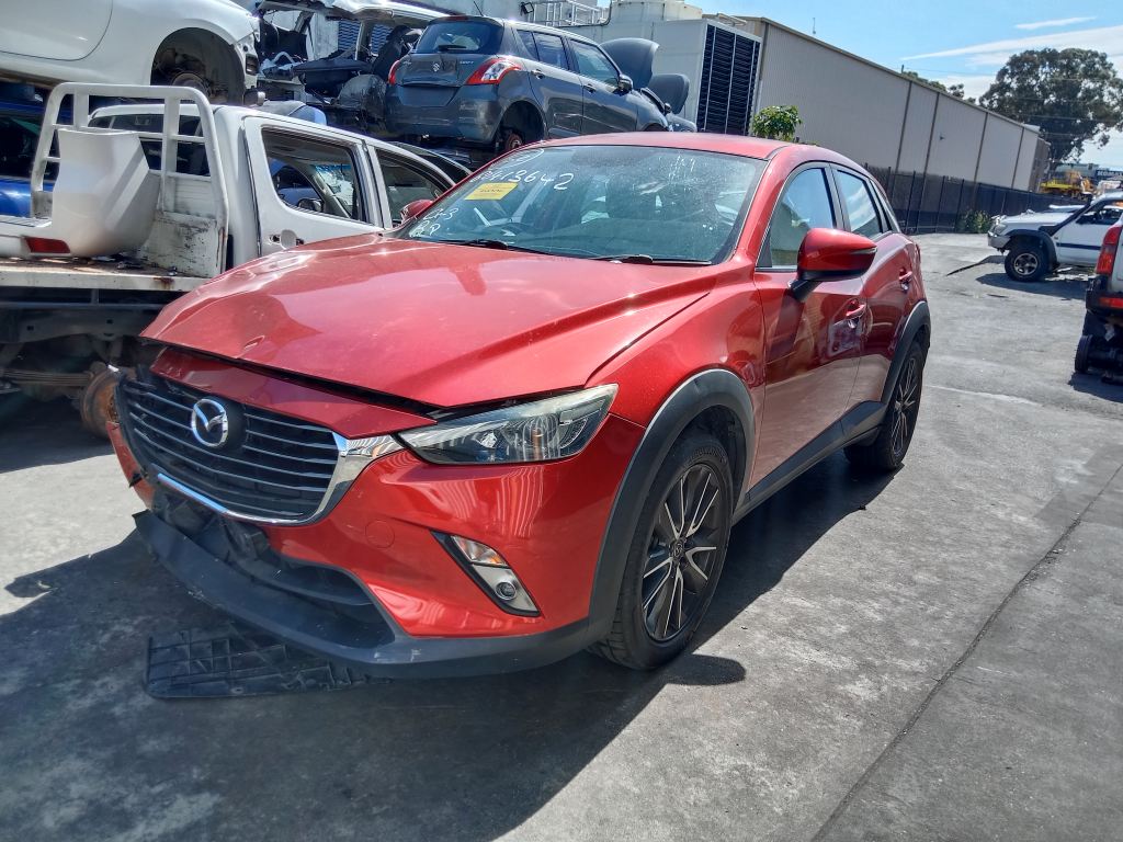 P5794 - Mazda CX-3 2016 Red Wrecking - Image 16