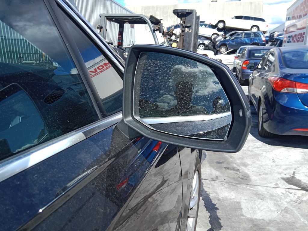 P5802 - Audi Q7 2017 Black Wrecking - Image 14