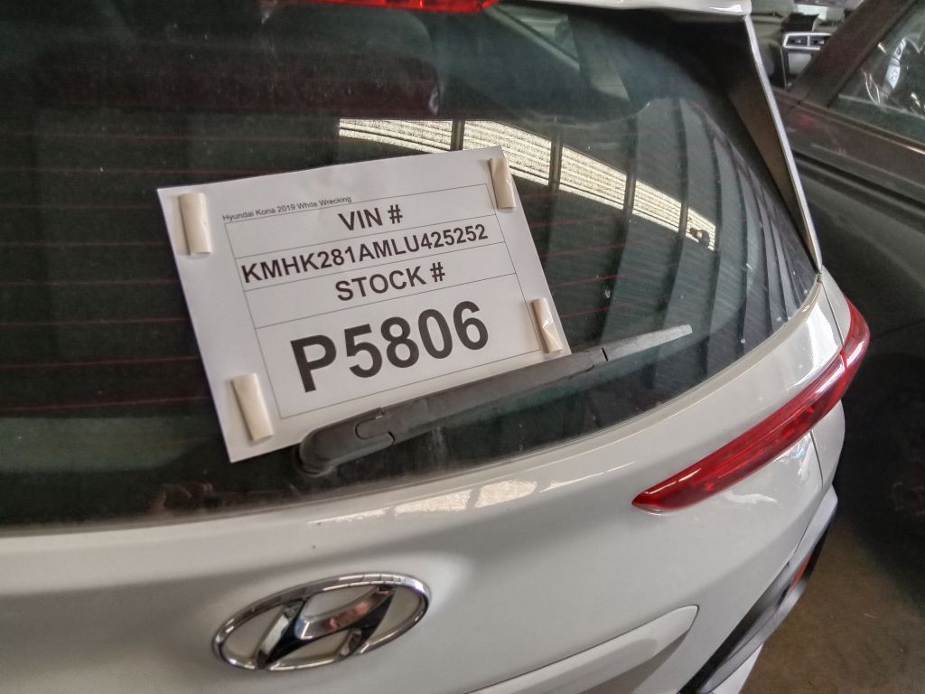 P5806 - Hyundai Kona 2019 White Wrecking - Image 8