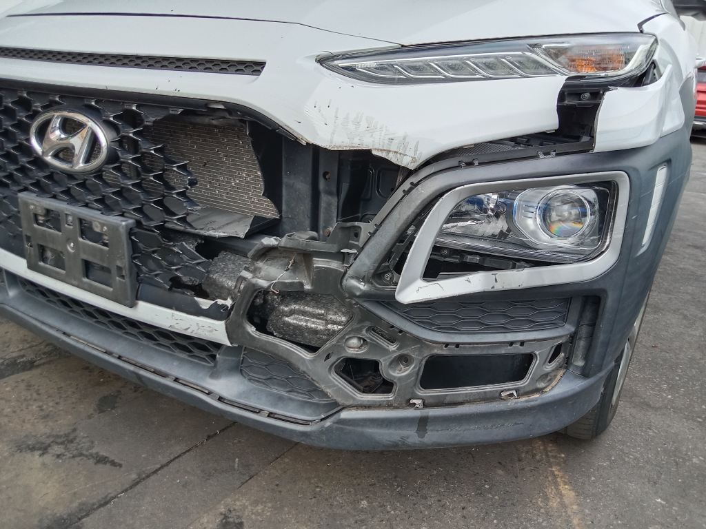 P5806 - Hyundai Kona 2019 White Wrecking - Image 15