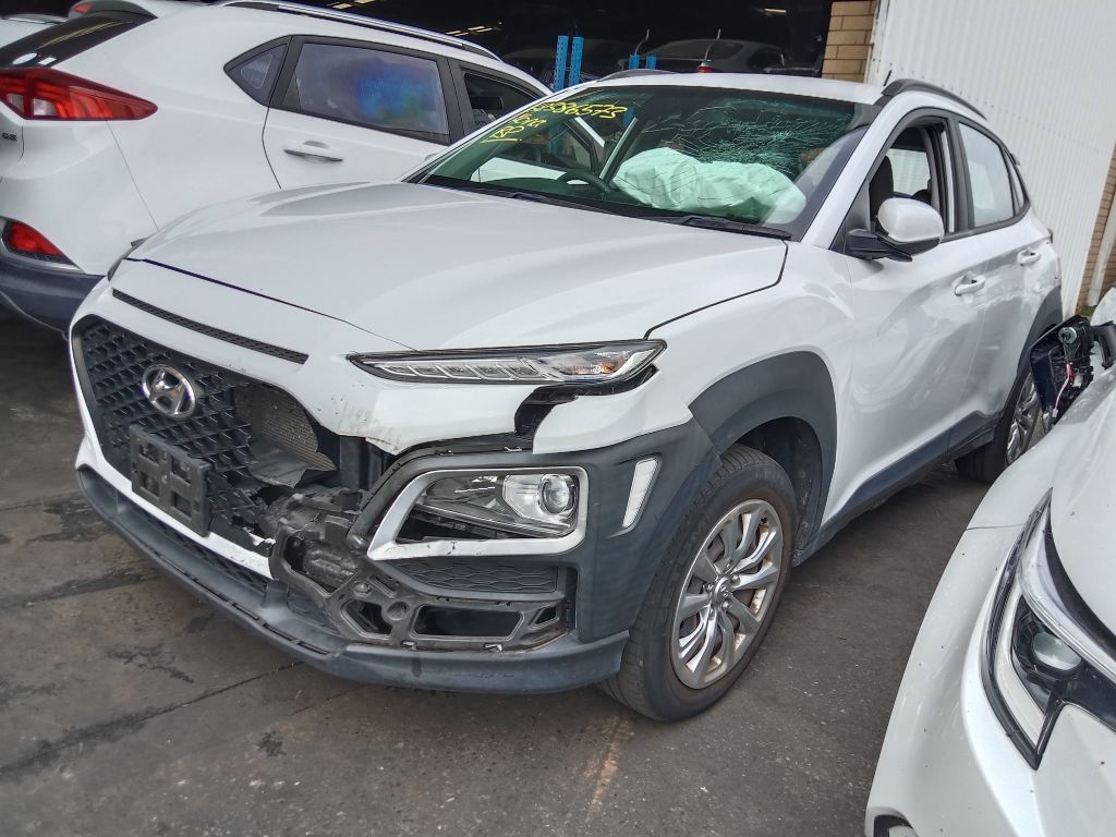 P5806 - Hyundai Kona 2019 White Wrecking - Image 16