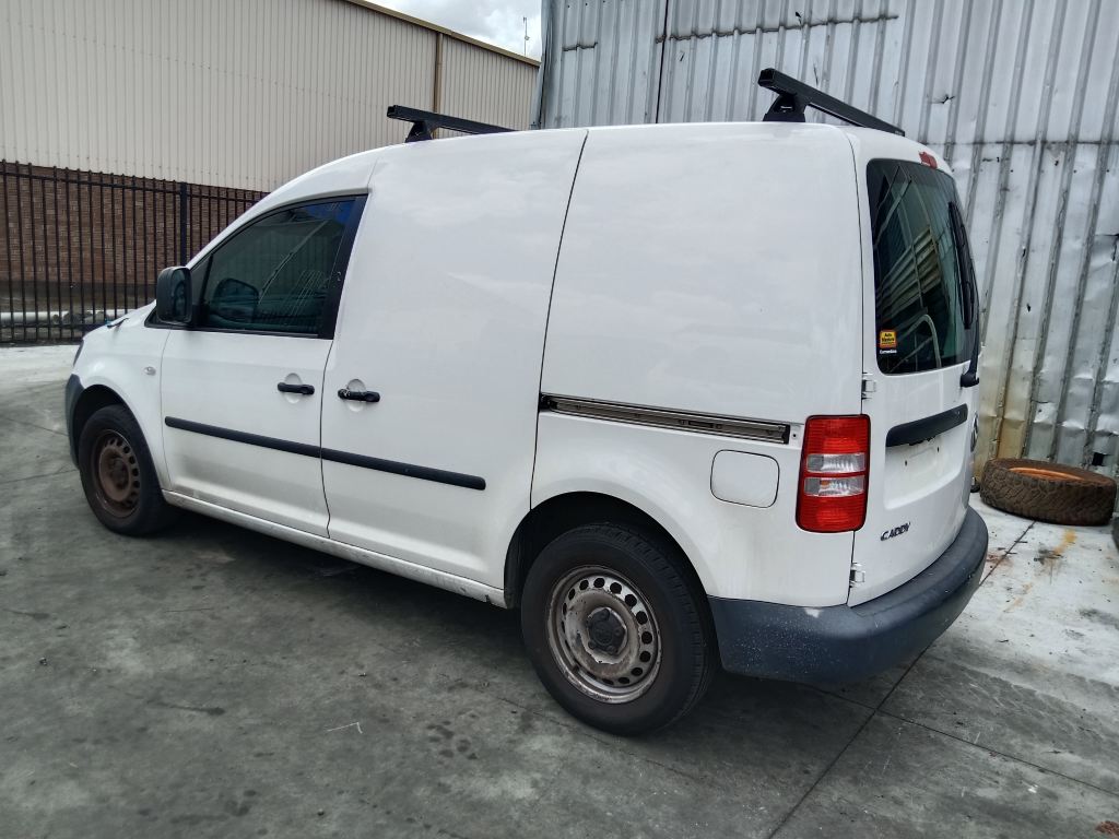 P5809 - Volkswagen Caddy 2014 White Wrecking - Image 13