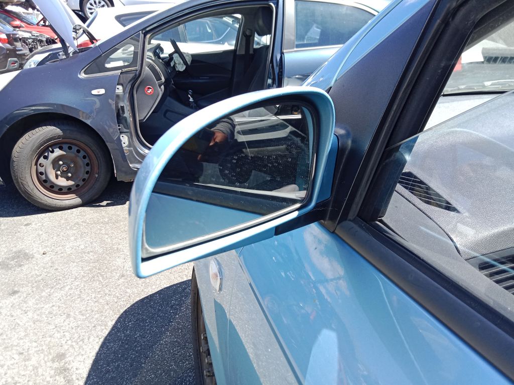 P5813 - Hyundai Getz 2009 Blue Wrecking - Image 15