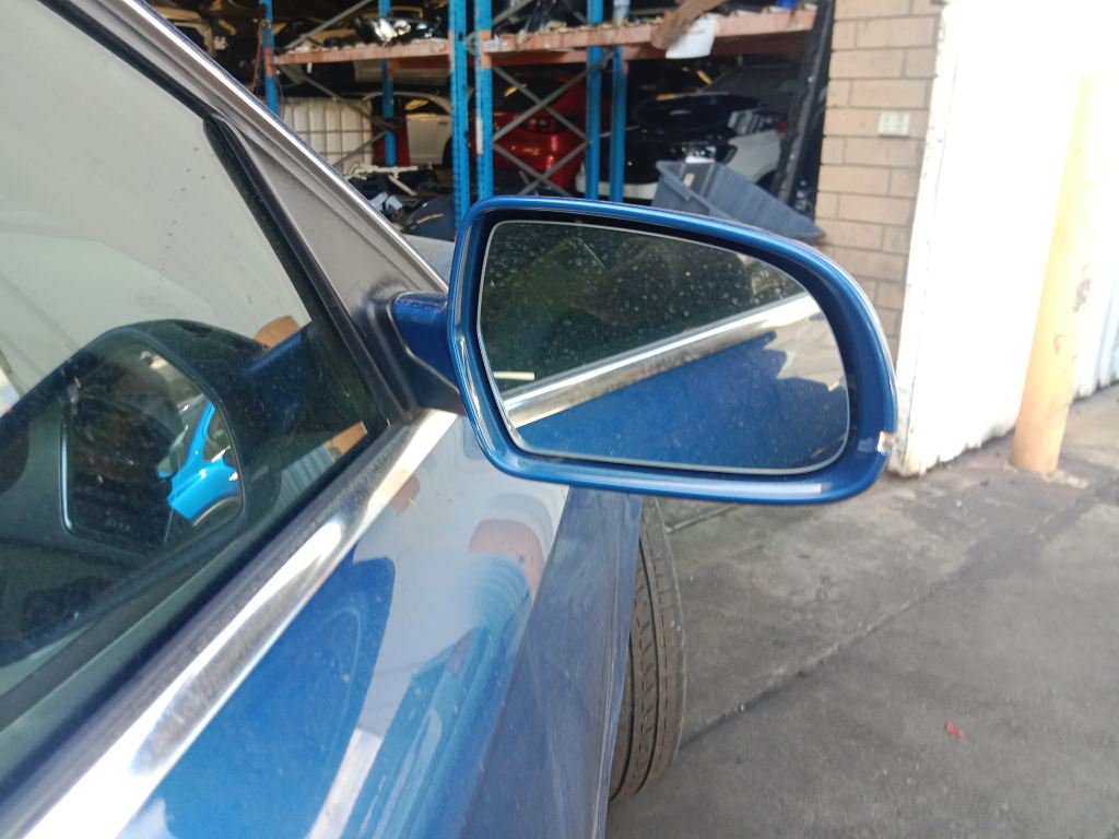 P5818 - Audi A4 2011 Blue Wrecking - Image 13