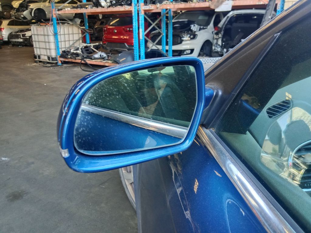 P5818 - Audi A4 2011 Blue Wrecking - Image 16