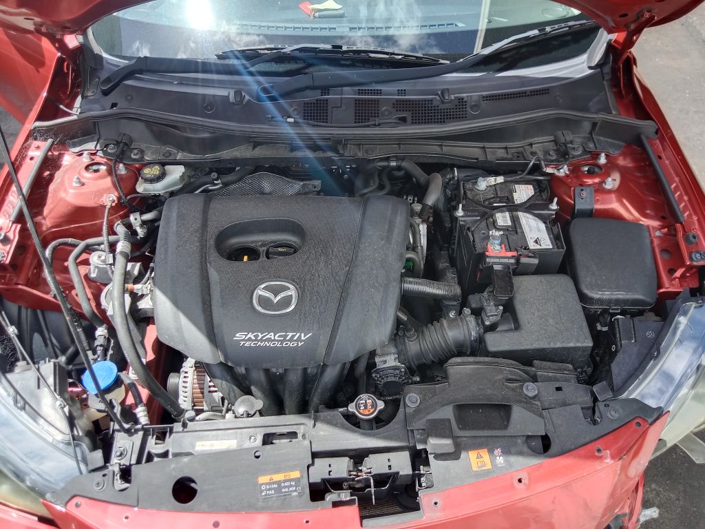 P5820 - Mazda 2 2015 Red Wrecking - Image 2