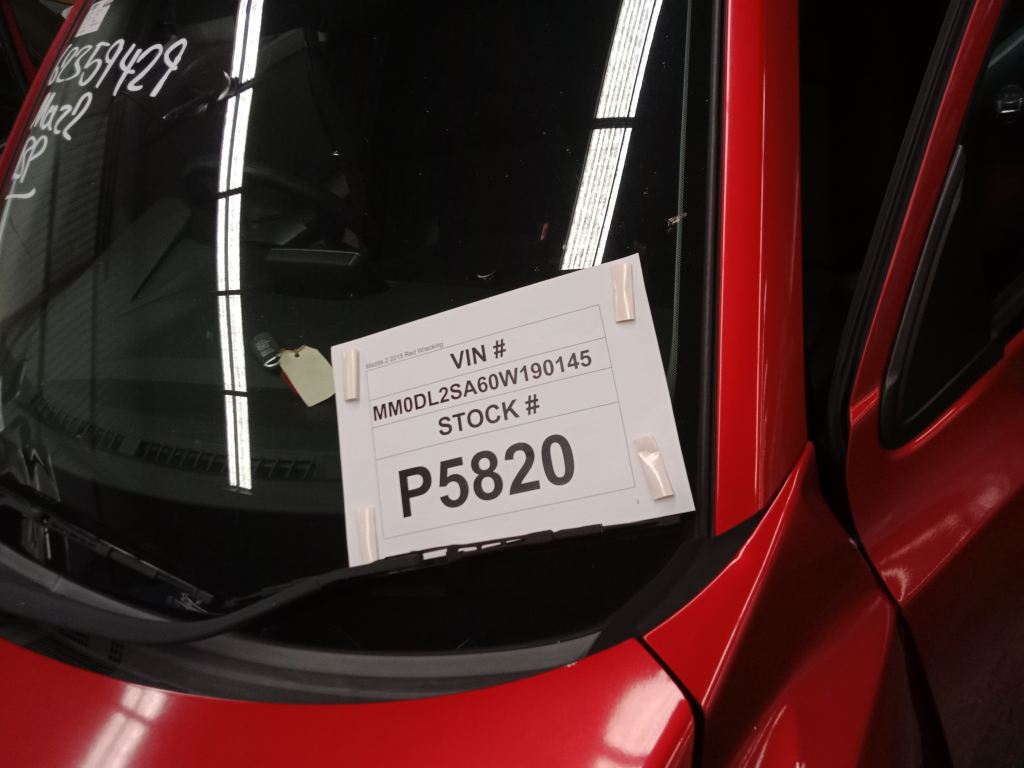 P5820 - Mazda 2 2015 Red Wrecking - Image 16