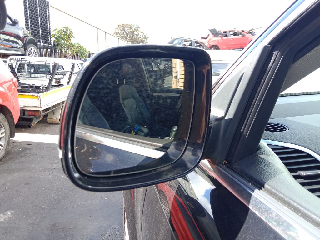 P5824 - Audi Q7 2011 Black Wrecking - Image 7