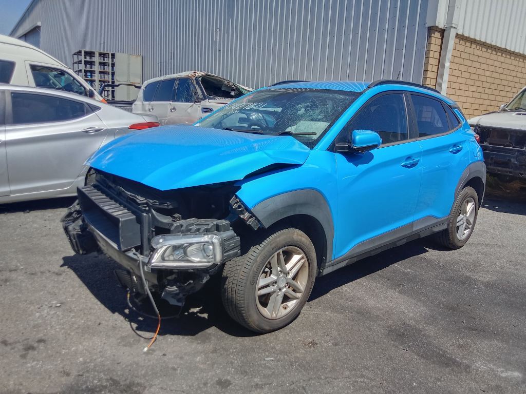 P5829 - Hyundai Kona 2020 Blue Wrecking - Image 2