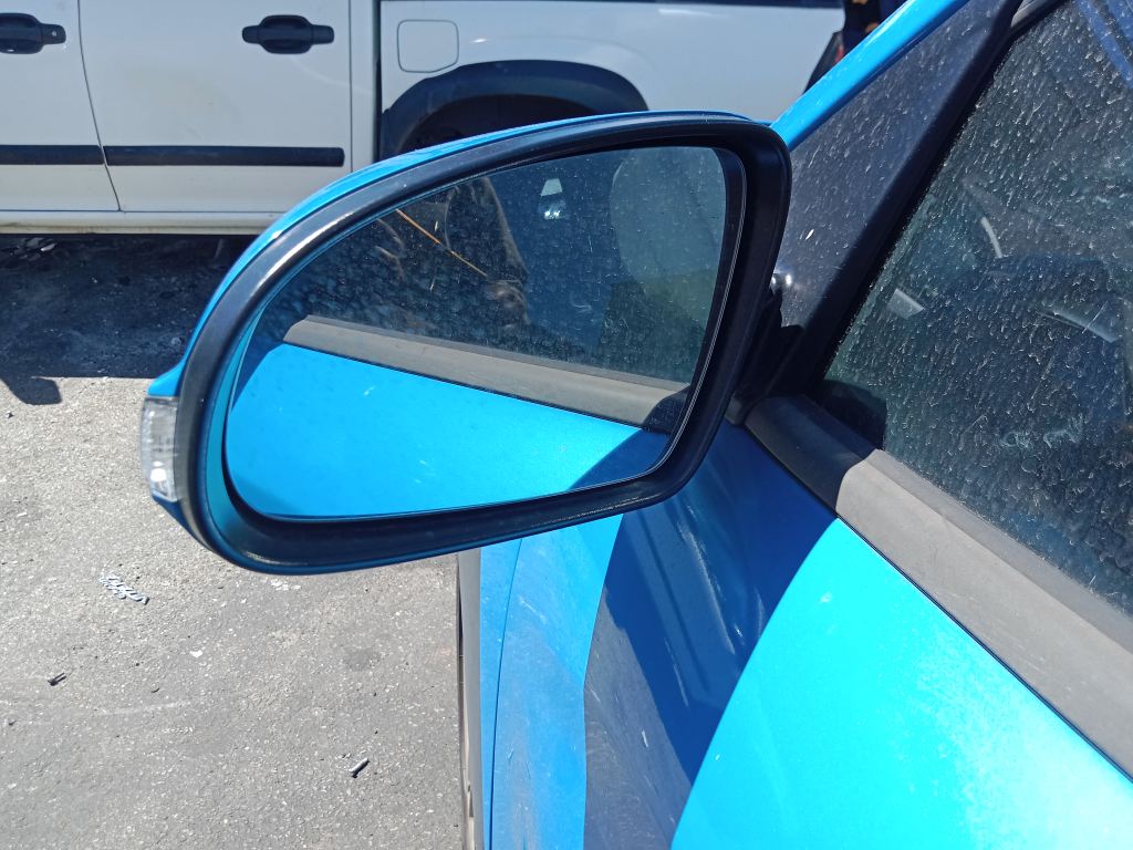 P5829 - Hyundai Kona 2020 Blue Wrecking - Image 3