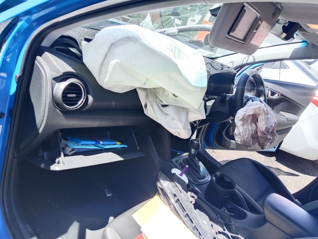 P5829 - Hyundai Kona 2020 Blue Wrecking - Image 13