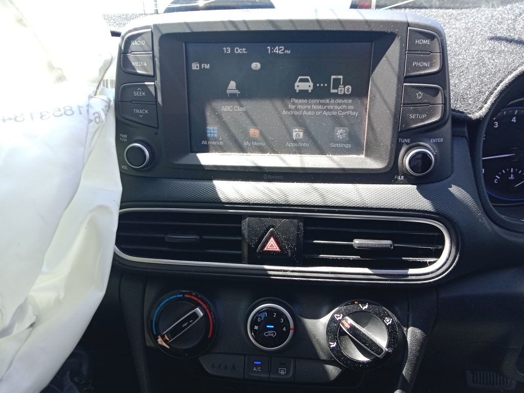 P5829 - Hyundai Kona 2020 Blue Wrecking - Image 15