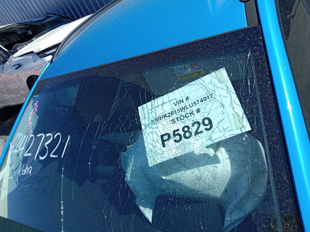P5829 - Hyundai Kona 2020 Blue Wrecking - Image 16
