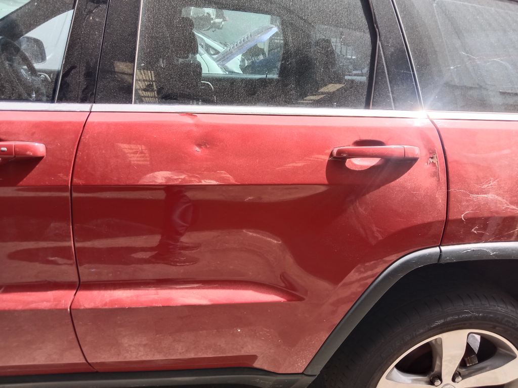 P5834 - Jeep Grand Cherokee 2014 Red Wrecking - Image 5