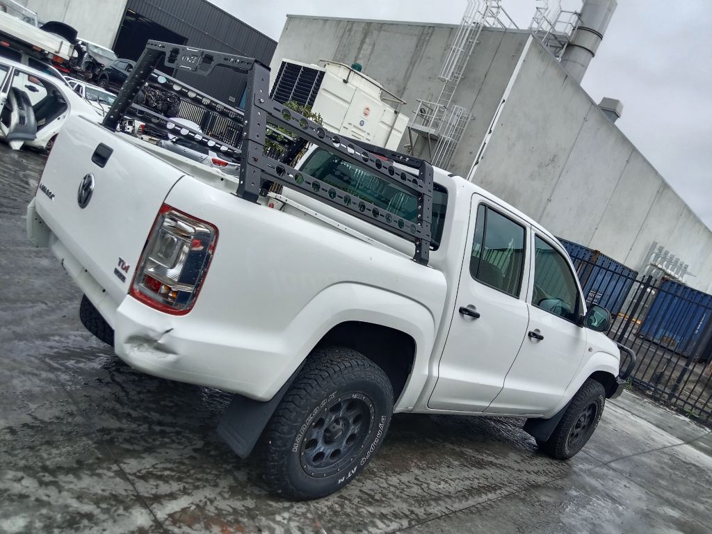 P5835 - Volkswagen Amarok 2014 White Wrecking - Image 5