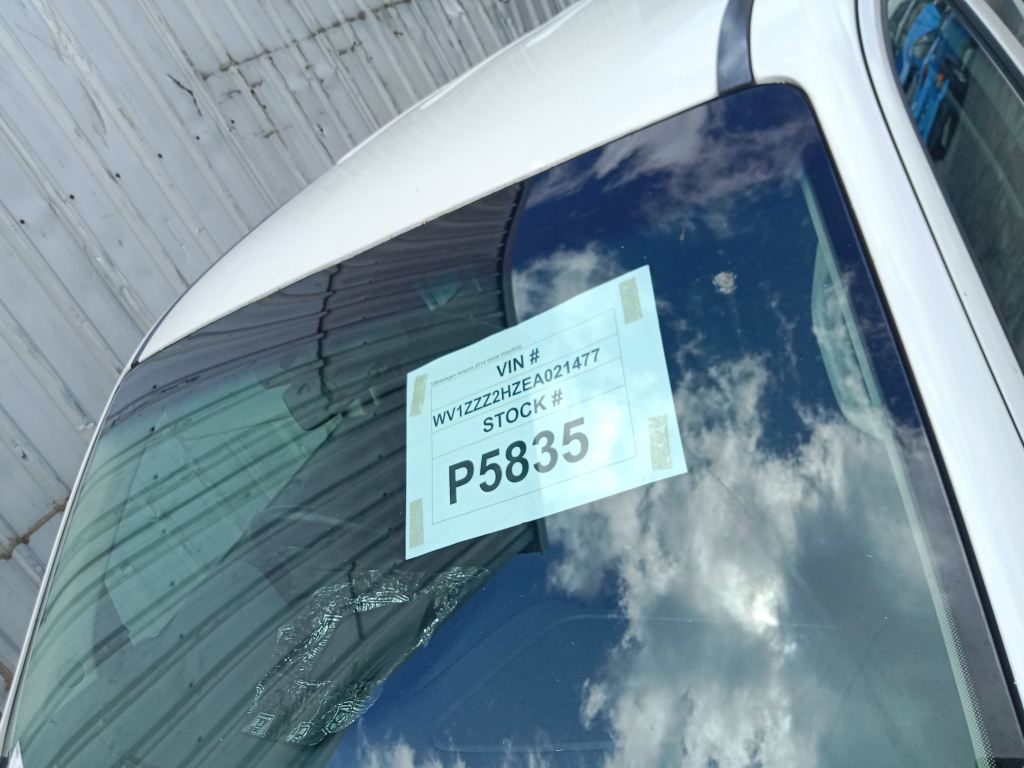 P5835 - Volkswagen Amarok 2014 White Wrecking - Image 16