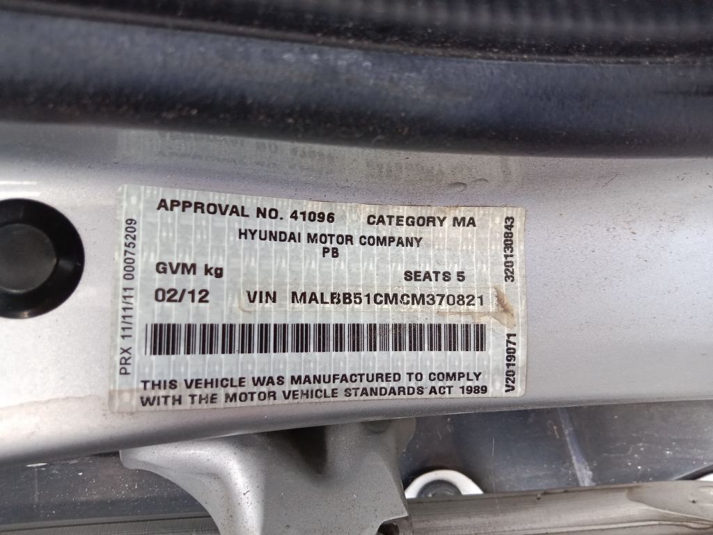 P5836 - Hyundai i20 2011 Silver Wrecking - Image 14