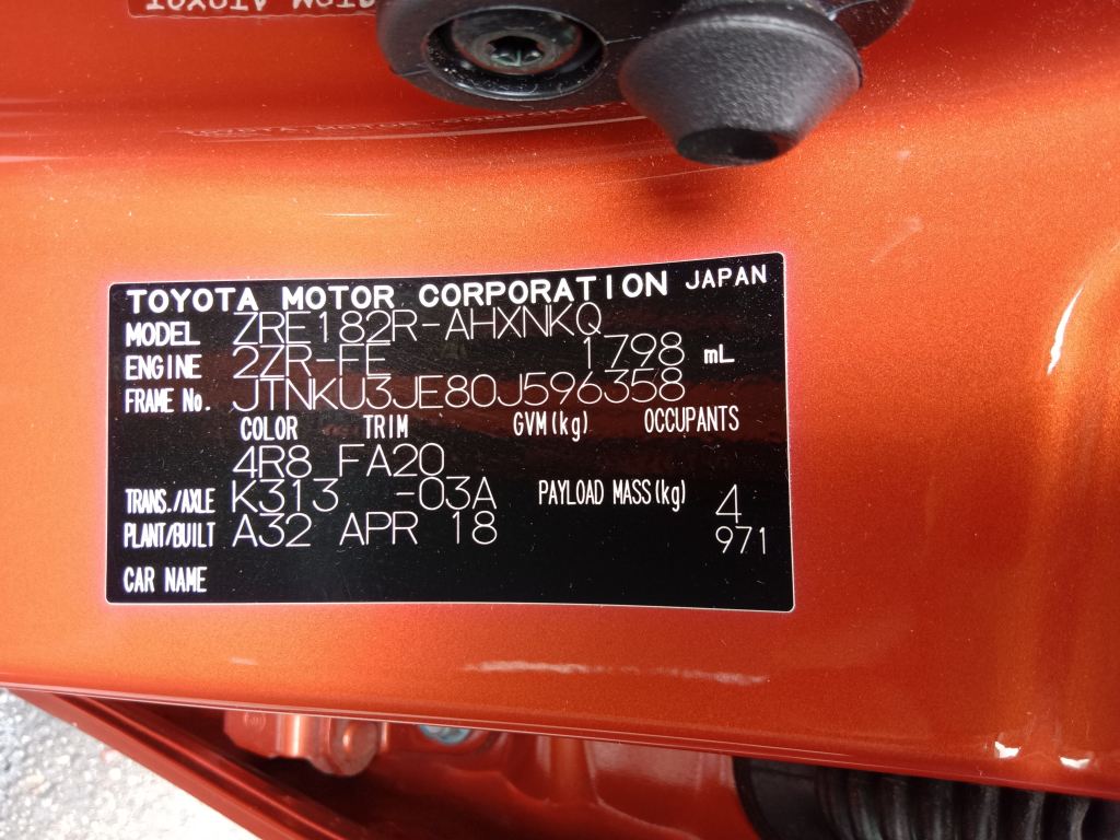 P5837 - Toyota corolla hatchback 2018 orange Wrecking - Image 7