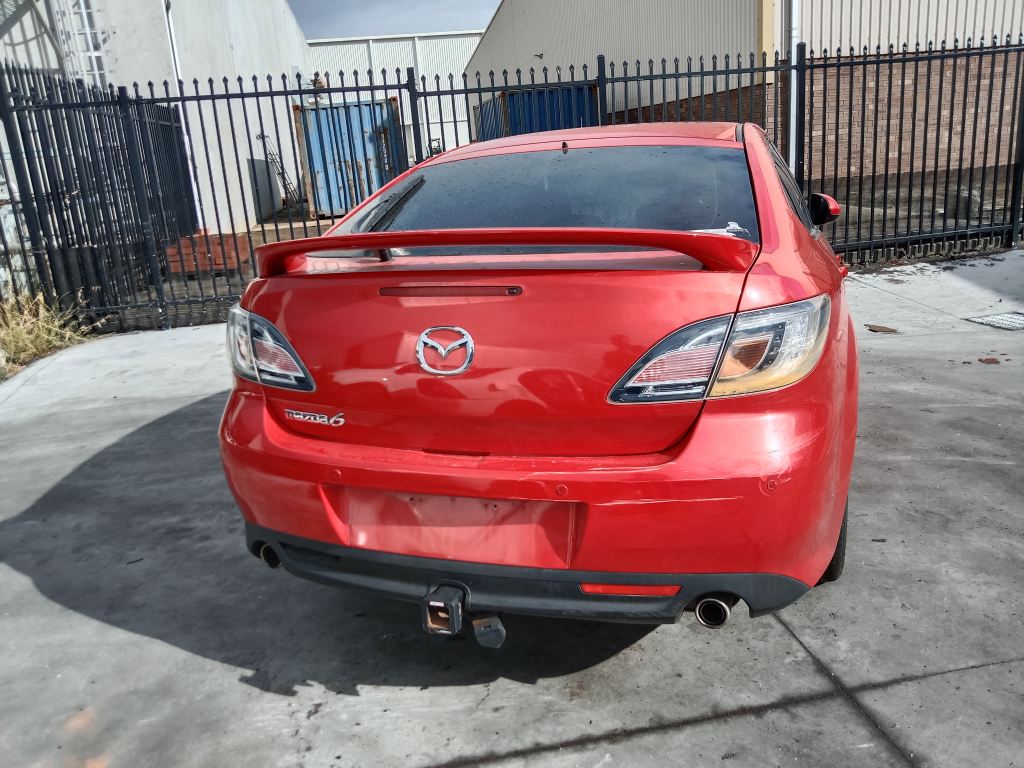 P5848 - Mazda 6 2009 Red Wrecking - Image 5