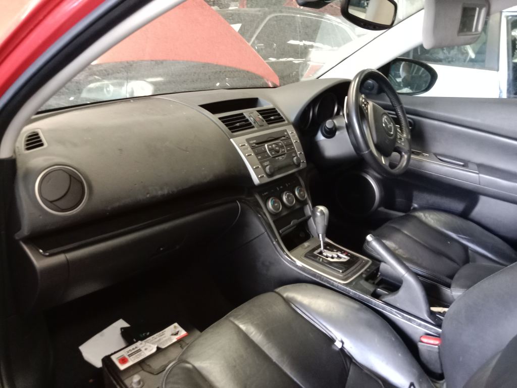 P5848 - Mazda 6 2009 Red Wrecking - Image 15